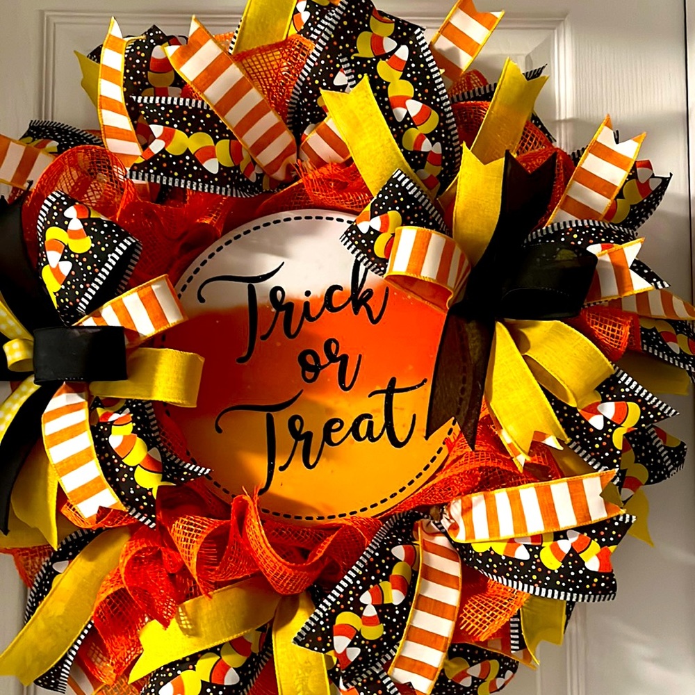 Halloween door wreath